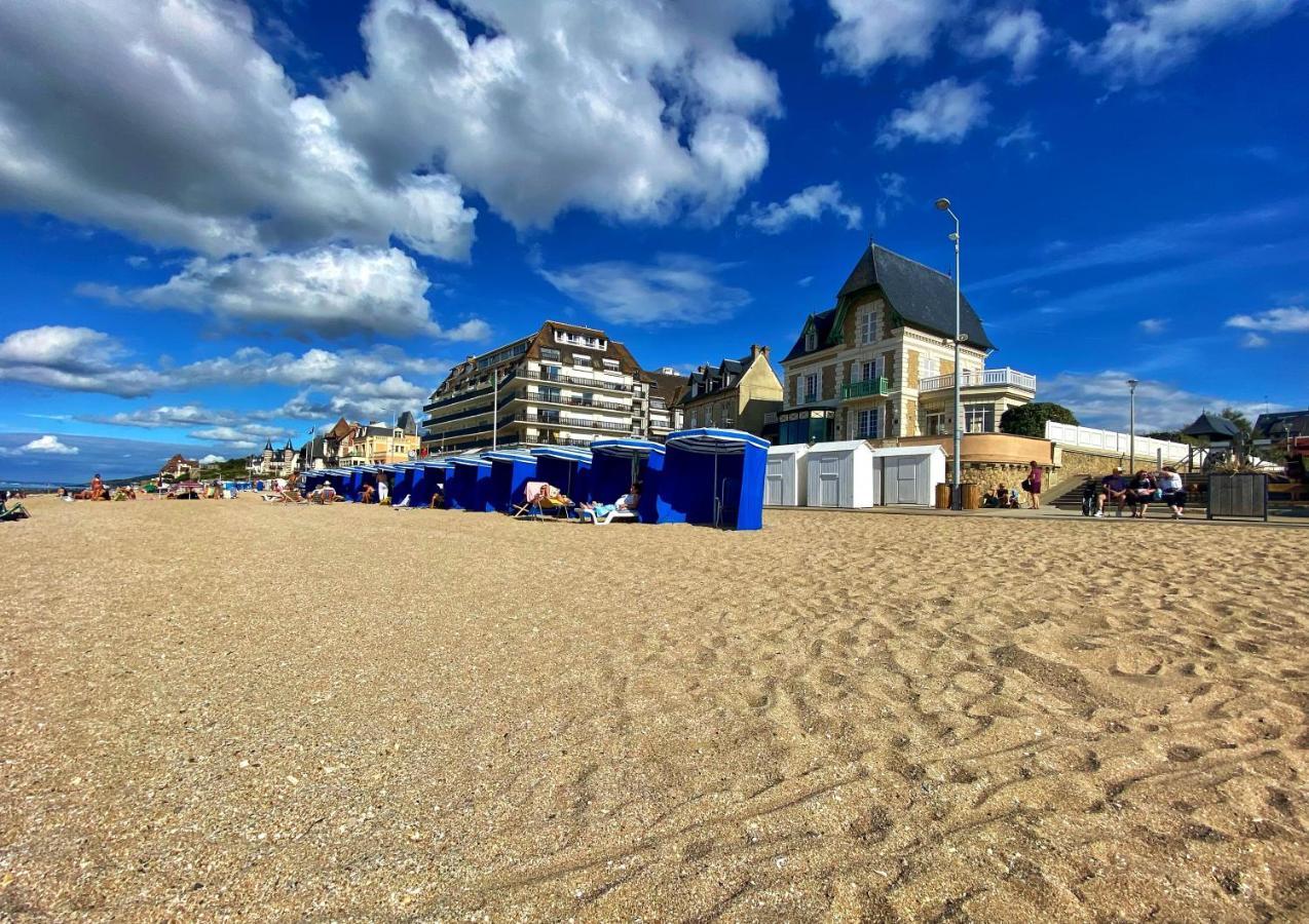 La Casa Eden Au Pied De La Mer Suite Hotel Premium بلونفيل سور مير المظهر الخارجي الصورة
