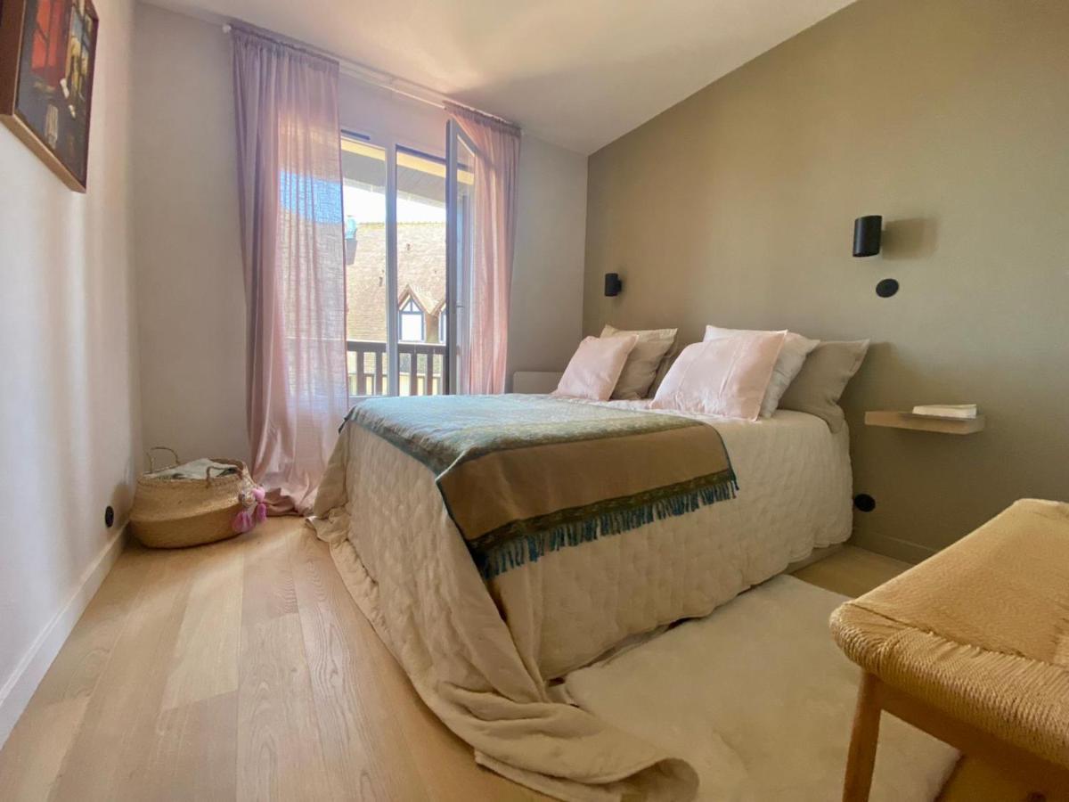 La Casa Eden Au Pied De La Mer Suite Hotel Premium بلونفيل سور مير المظهر الخارجي الصورة